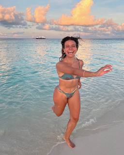 Julia Foti feet photo 19