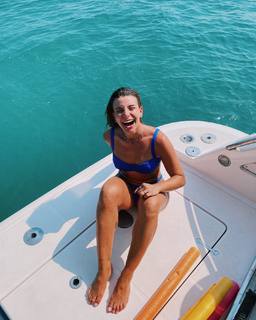 Julia Foti feet photo 17