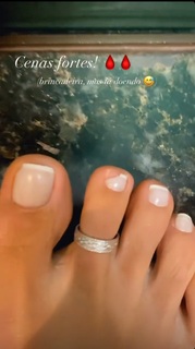 Julia Foti feet photo 11