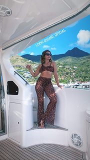 Julia Foti feet photo 8