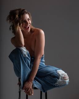 Julia Foti feet photo 2