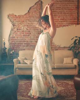 Julia Foti feet photo 16