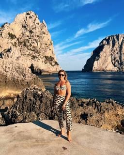 Julia Foti feet photo 11