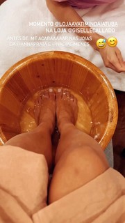 Julia Foti feet photo 16