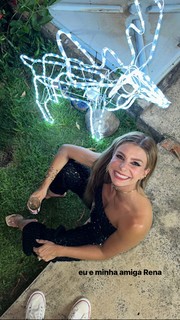 Julia Foti feet photo 9
