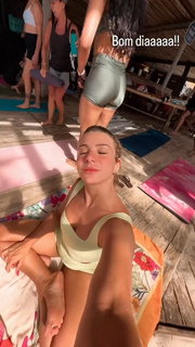 Julia Foti feet photo 7