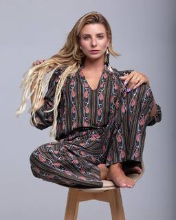 Julia Foti feet photo 4