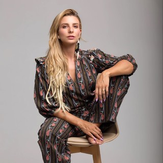 Julia Foti feet photo 19