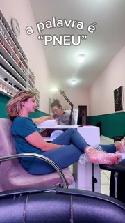 Julia Foti feet photo 5