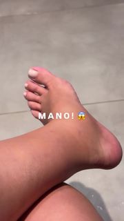 Julia Foti feet photo 15