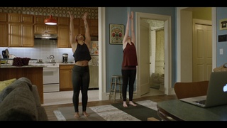 Julia Garner feet photo thumbnail