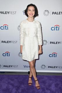 Julia Goldani Telles feet photo 13