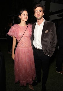 Julia Goldani Telles feet photo 7