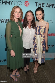 Julia Goldani Telles feet photo 16