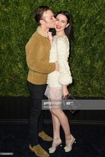 Julia Goldani Telles feet photo 19