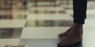 Julia Goldani Telles feet photo 1