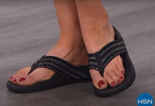 Julia Harris feet photo 17