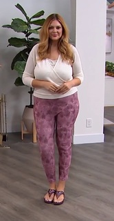 Julia Harris feet photo 15