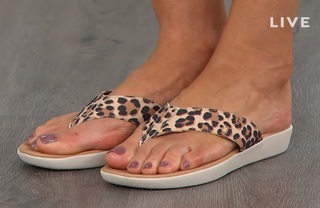 Julia Harris feet photo 4