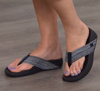 Julia Harris feet photo 10