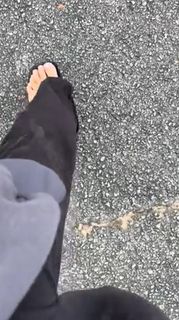Julia Hart feet photo 10