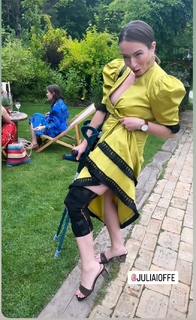 Julia Ioffe feet photo 9