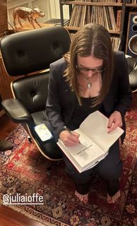 Julia Ioffe feet photo 2