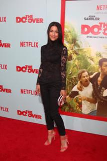 Julia Jones feet photo thumbnail