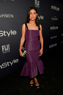 Julia Jones feet photo thumbnail