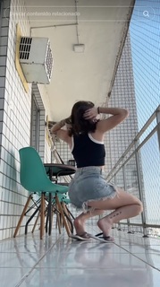 Julia K Barni feet photo 6