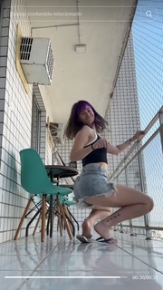 Julia K Barni feet photo 3