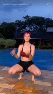 Julia K Barni feet photo 17