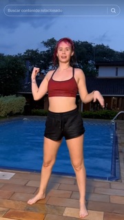Julia K Barni feet photo 15