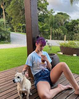 Julia K Barni feet photo 2