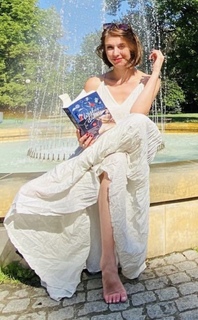 Julia Kaminska feet photo 10