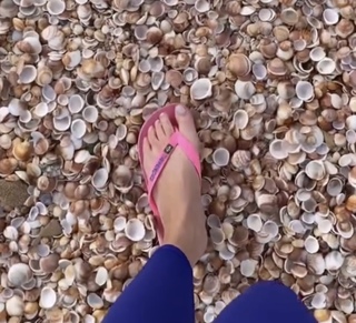 Julia Kaminska feet photo 16