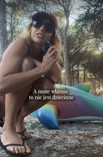 Julia Kaminska feet photo 8