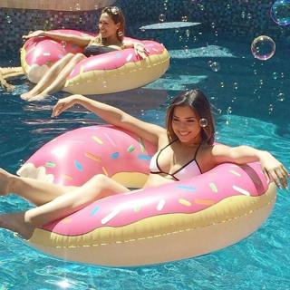 Julia Kelly feet photo thumbnail