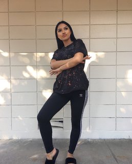 Julia Kelly feet photo thumbnail