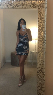 Julia Kelly feet photo thumbnail