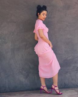 Julia Kelly feet photo thumbnail