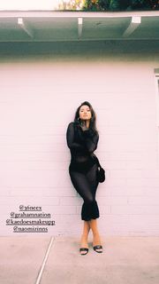 Julia Kelly feet photo thumbnail