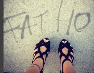 Julia Konrad feet photo 3