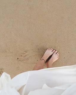 Julia Konrad feet photo 10