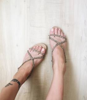 Julia Konrad feet photo 9