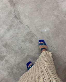 Julia Konrad feet photo 3