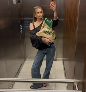 Julia Kostera feet photo 1