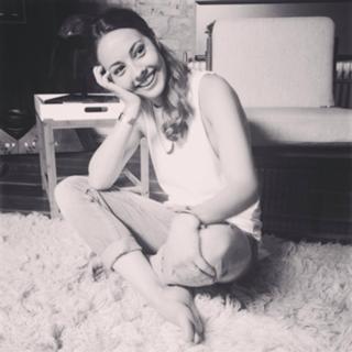 Julia Krüger feet photo 9