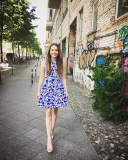 Julia Krüger feet photo 15