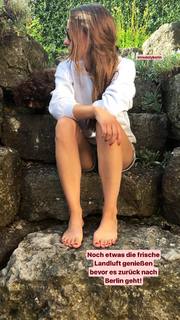 Julia Krüger feet photo 13
